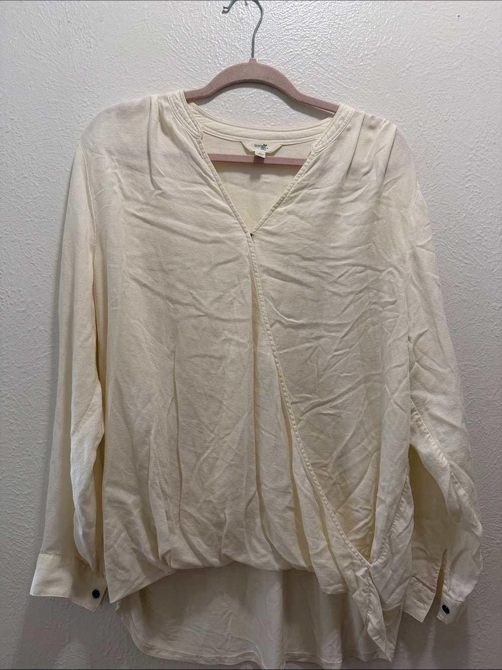 Terra & Sky Cream Draped V-Neck Long Sleeve Tunic